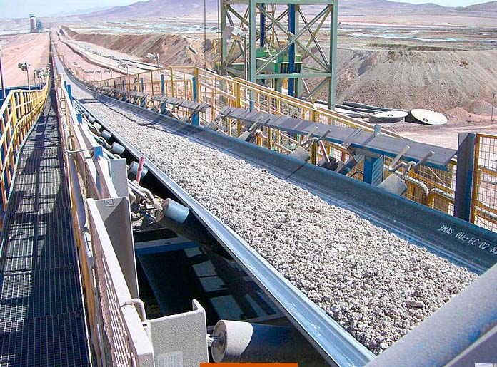 湖南皮帶輸送機輸送砂石